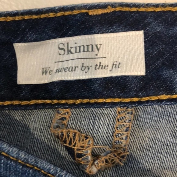 Torrid Skinny Jeans Medium Wash Size 24R - Picture 7 of 7